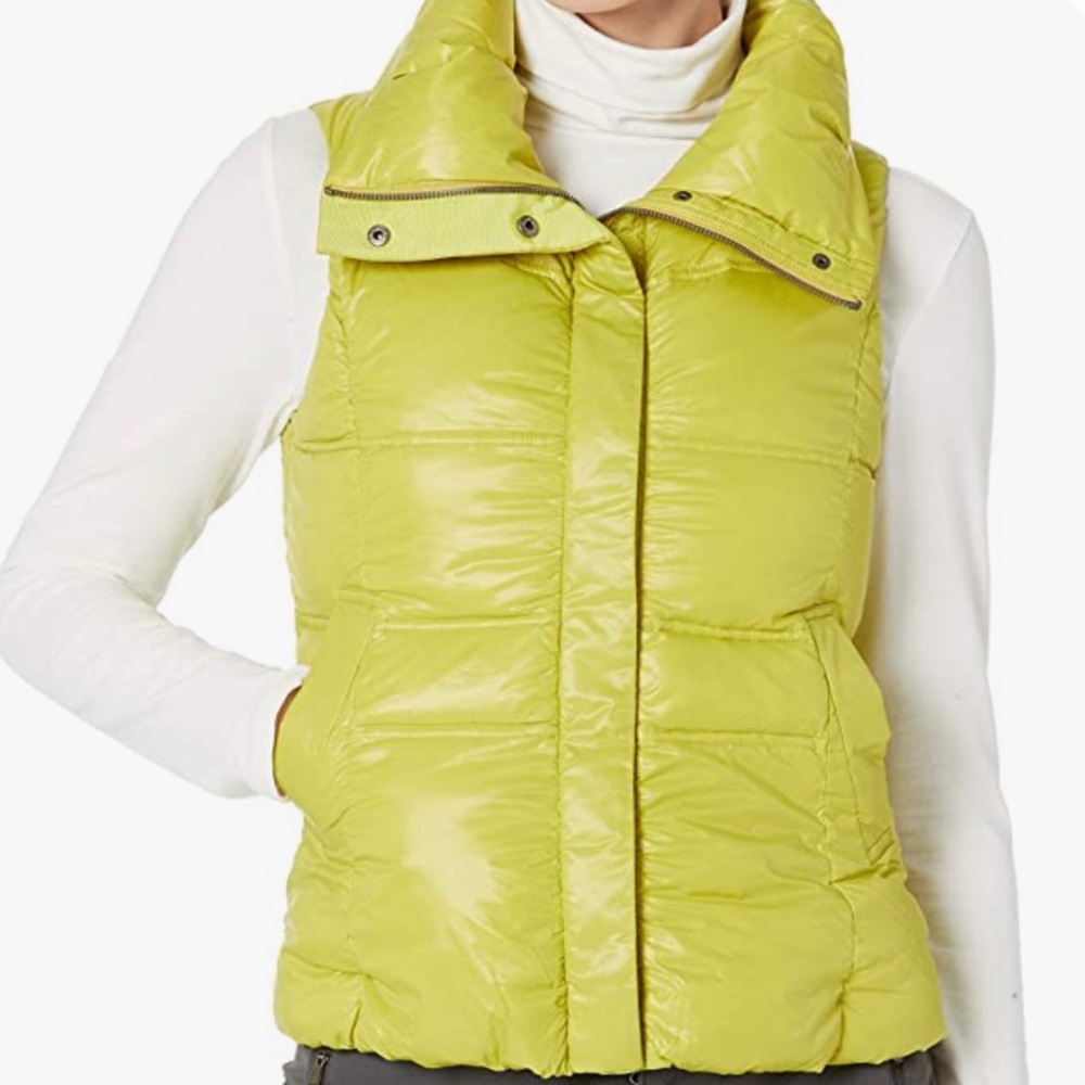 Coatology Women's Contrast Bomber Down Vest